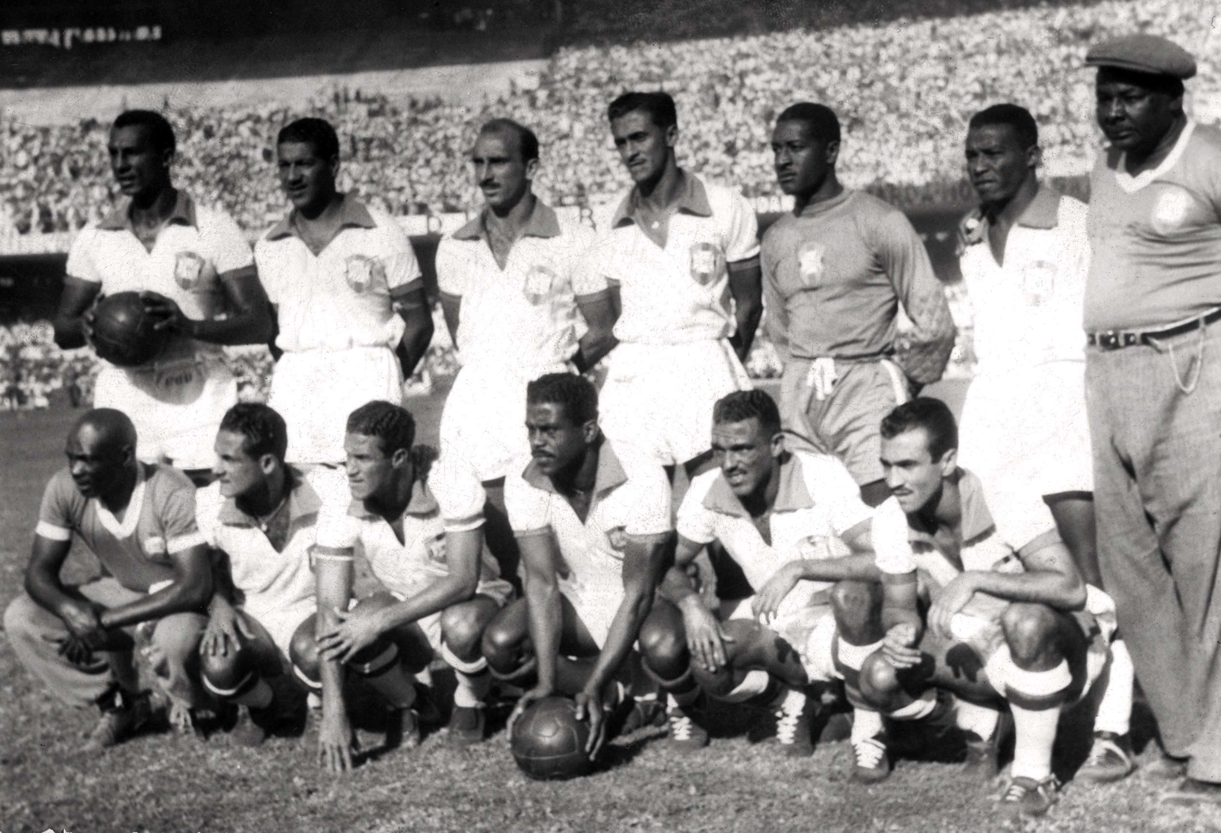 韦世豪商场合影曝光开云入口：蚌埠之子成都荣光，他的成名之路