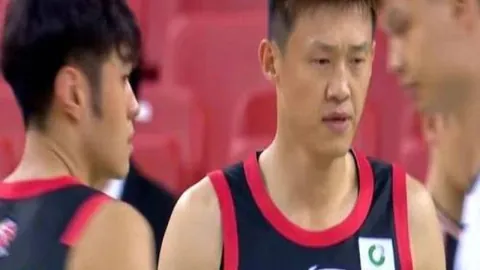 浙江4-0完胜三镇，王钰栋乌龙球助力，布彭扎双响庆首球